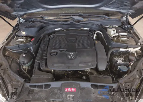 2013 Mercedes-Benz E 350 4Matic из США, поврежденный, VIN WDDHF8JB2DA745953